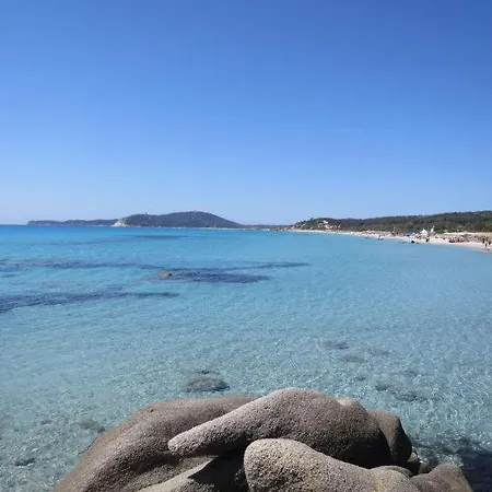 Un Nido Al Villaggio Mandorli Villasimius