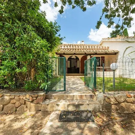 Holiday home Un Nido Al Villaggio Mandorli *